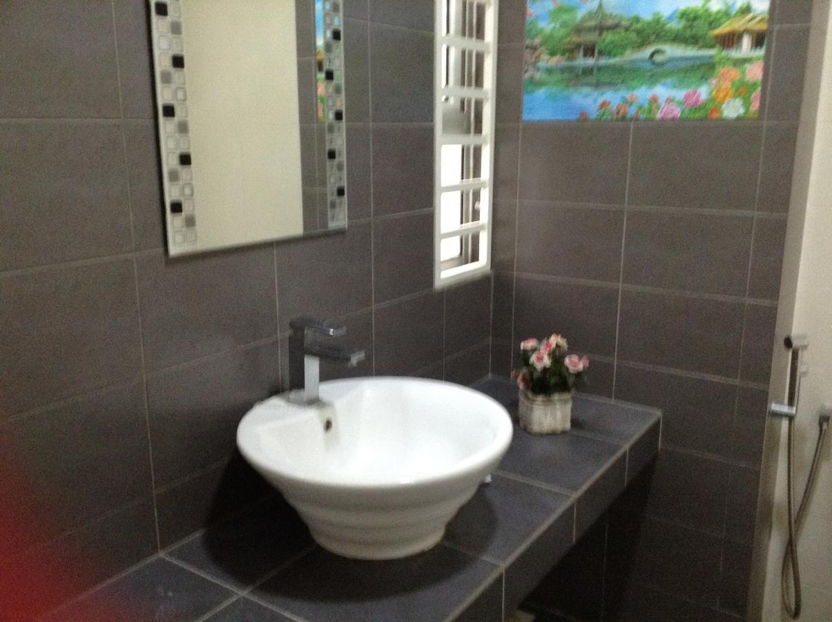 Kenanga Homestay Nilai Eksteriør billede